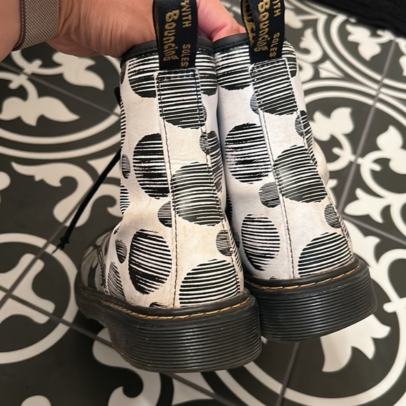 Dr. Martens 1460 Polka Dot Smooth Leather Lace Up Boots US 6 - Picture 5 of 14